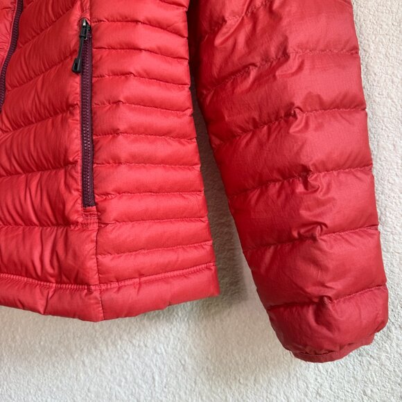 Patagonia 💋 Women’s Down Sweater \\ Size Medium // Red-Orange w/ purple lining - Picture 11 of 12